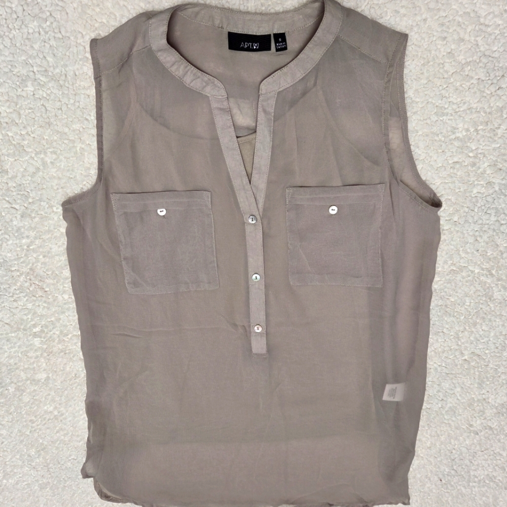 Apt. 9 Women's Taupe Sleeveless Blouse‎ Size Small Sheer Elegant Career Timeless